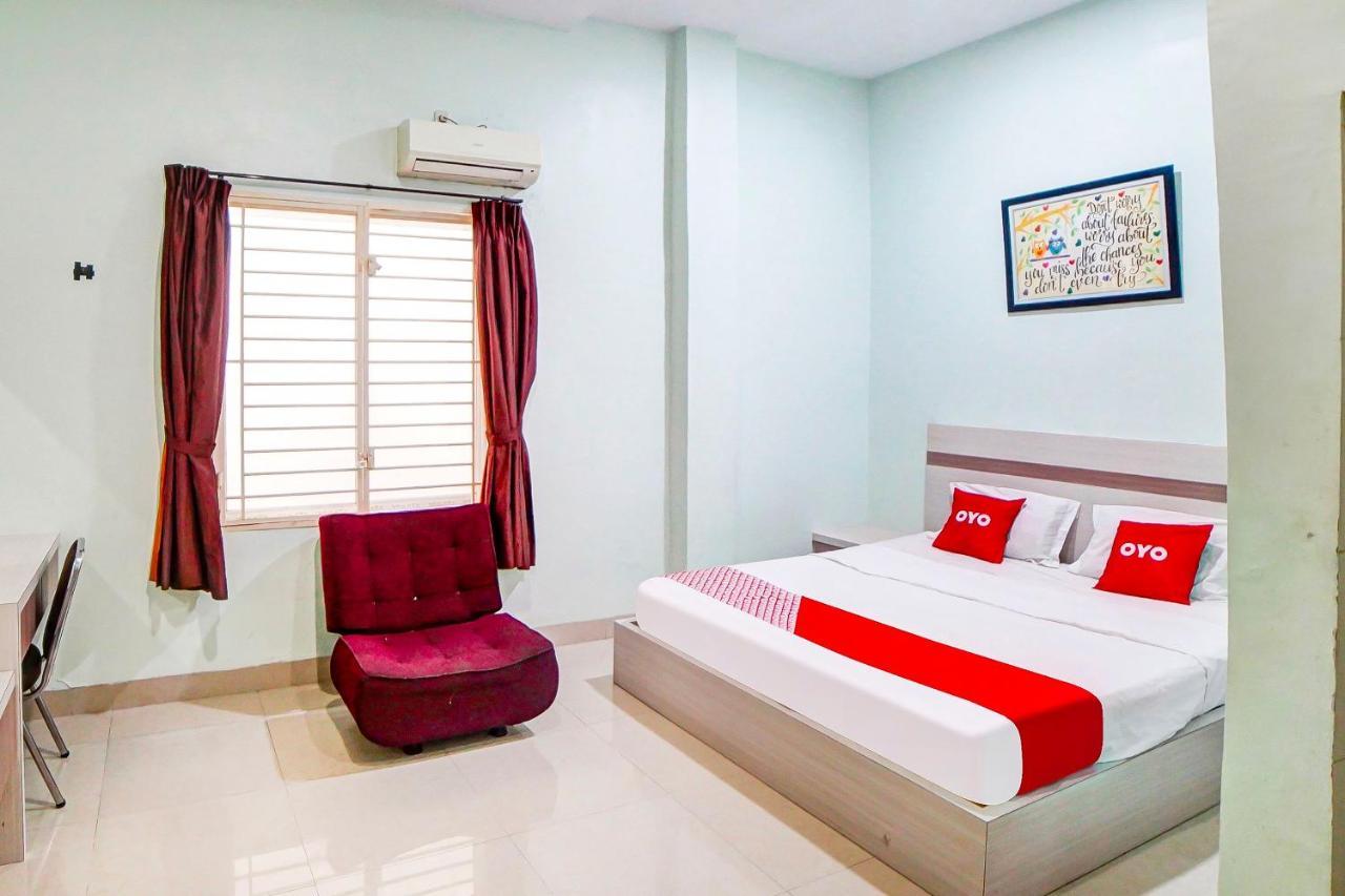 Oyo 91170 Ayahanda Residence Medan Exteriér fotografie