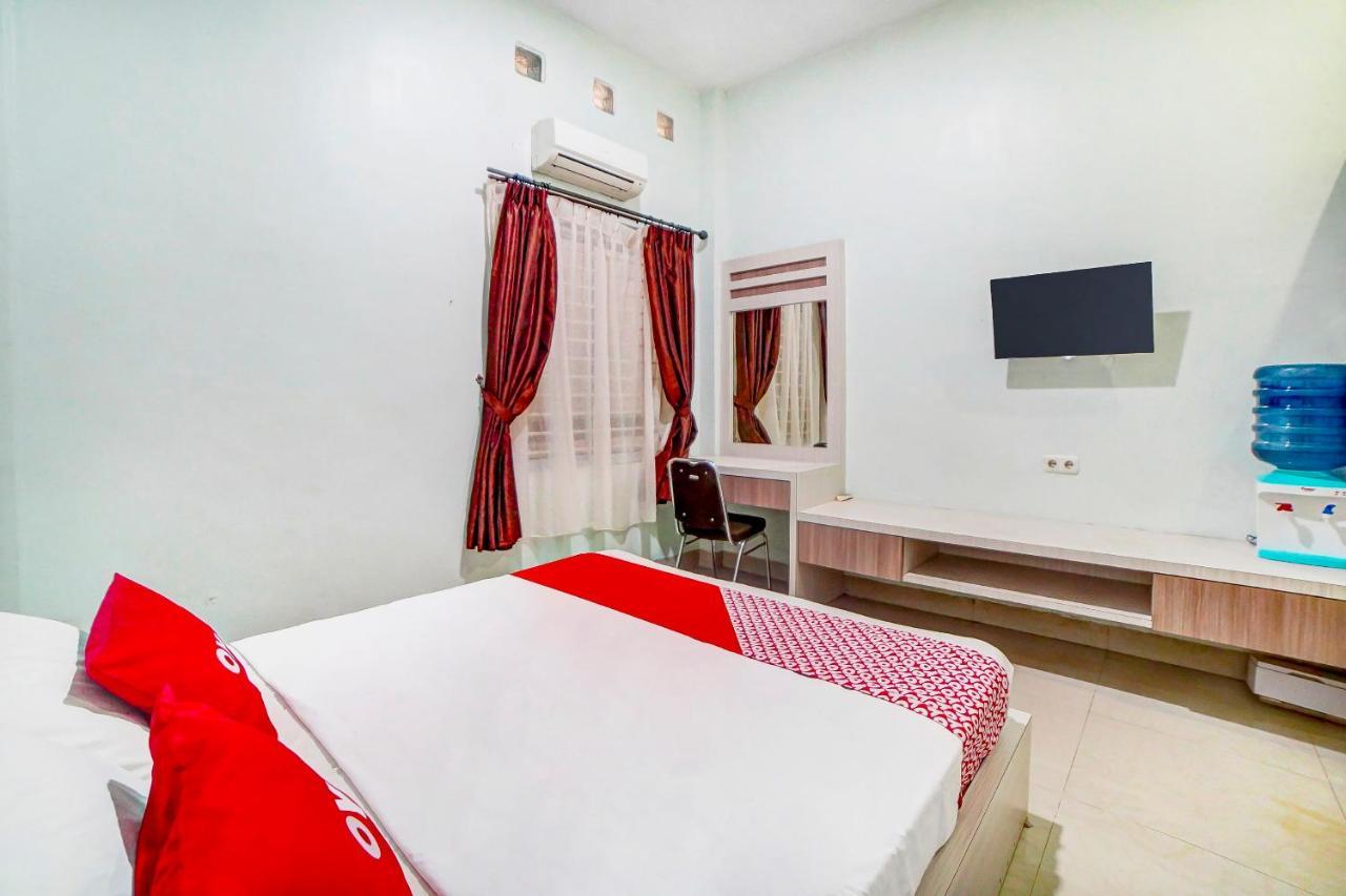Oyo 91170 Ayahanda Residence Medan Exteriér fotografie
